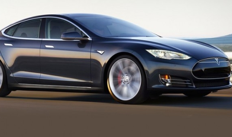 Boğaziçi Üniversitesi tarafından Türkiye’de elektrikli araçlar konusunda ulusal ölçekte yapılan araştırma, Türk halkının elektrikli araç satın almak istediğini ortaya koydu. Araştırmaya göre ülkemizde elektrikli araç sayısı 4 yıl içinde 56 kat artarak 140 bine, şarj istasyonu sayısı